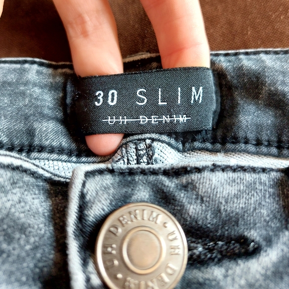 Men's light wash denim shorts - Picture 4 of 5